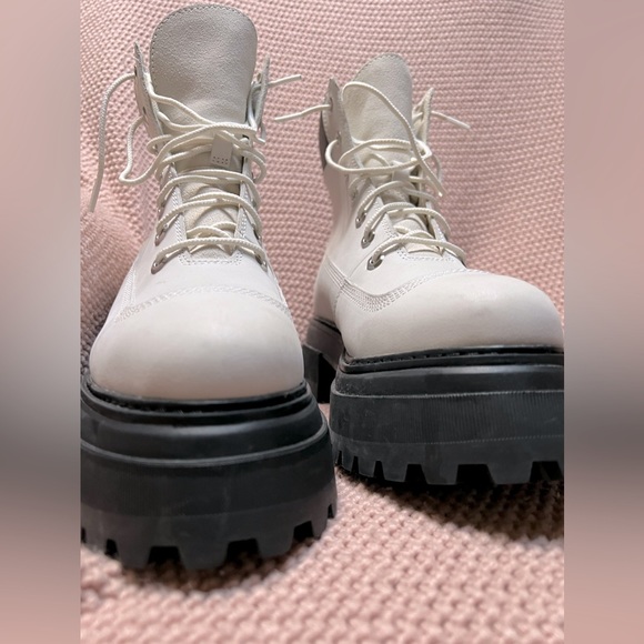 TIMBERLAND women NEW 9.5 COOL WHITE UNWORN!! - Picture 4 of 11